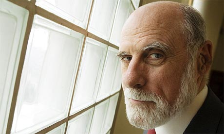 Casos de Ã©xito con audÃ­fonos: Dr. Vinton Cerf, el padre de Internet